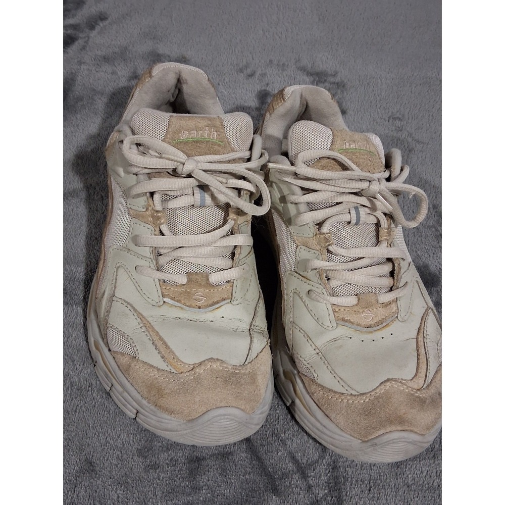 Earth Colorblock Beige White Low Top Lace Up Sneakers Leather Suede size 7.5